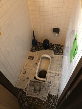 2/12　和式トイレ→洋式トイレ工事が完成しました。