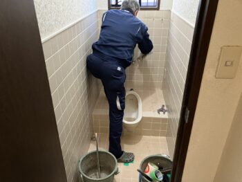 11/10　米原市和式トイレから洋式トイレへ