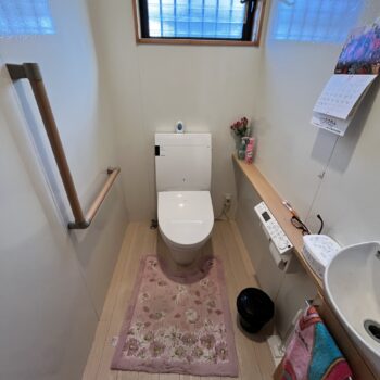 1/19　東近江市　トイレ交換工事