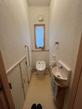 11/11　東近江市トイレ改修工事